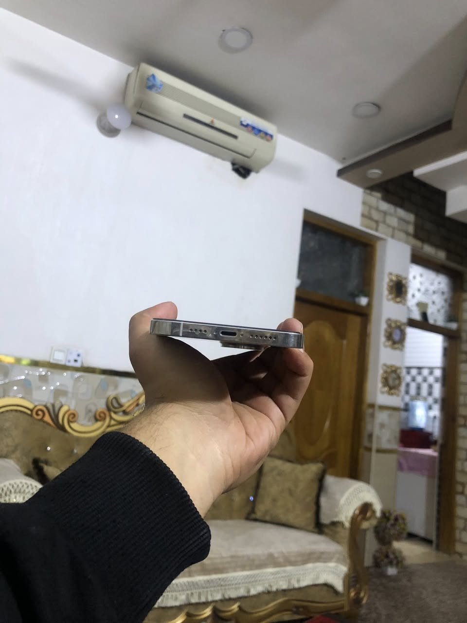 السلام عليكم ايفون 12برو ماكس
ذاكرة 256 بطاريه 80 استعمال مال بنيه مبدل شاشه فقط كلش حلوه وسلسه نموذج m كلشي بي شغال تجي تاخذة من البيت مكاني بغداد حي اور (***********) (***********)
