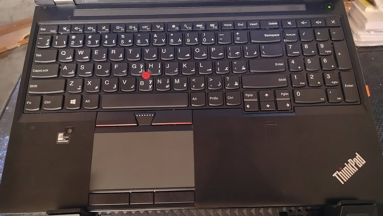 للبيع لابتوب Lenovo ThinkPad P50 Workstation*

*المواصفات:*
معالج: Intel Core i7-6700HQ  
رام: 16GB DDR4 يقبل لحد 64GB  ( مع امكانية إضافة 2 رامات ) 
هارد: SSD 500GB M.2 NVMe + يقبل اضافة 2 هارد  
كارت شاشة: NVIDIA Quadro M1000M 4GB + Intel HD 530  
شاشة: 15.6 FHD IPS ضد التوهج  
الحالة: نظيف جداً غير مفتوح، وياه شاحنته الأصلية 135W

*الملحقات:*
سيدي روم خارجي USB 3.0 جديد  
فان خارجي ( قاعدة تبريد خارجية ) 
جويستك Xbox  
ماوس باد گيمنگ كبير
ماوس

*السعر: 450,000 دينار  

المكان: البصرة - شارع ابر الخصيب الداخلي شارع ابو الجوزي
فحص الجهاز قبل الشراء  
واتساب مع اتصال: ***********
