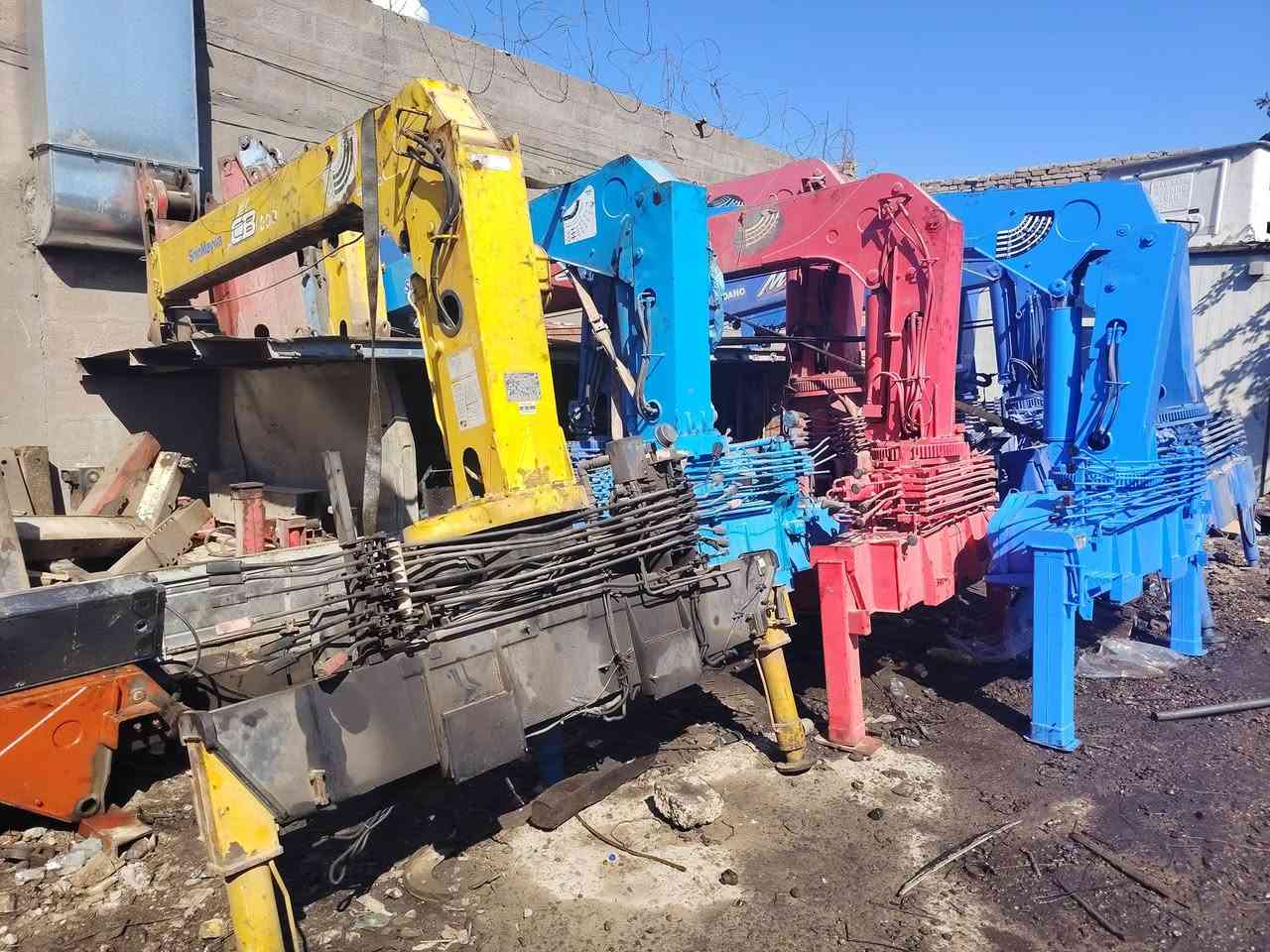 🔴 للبيع — كرينات حوية وارد حديثاً
متوفر لدينا كرينات هيدروليك مختلفة الأحجام
✔️ كرينات حوية (ما مشتغلات بالعراق)
✔️ حمولة 3 طن و 5 طن
✔️ موديلات سليتين – 3 سليتات – 4 سليتات
✔️ حالة جيدة جداً وفحص متوفر
الموقع: العراق _ بابل _ الحله _ حي الصناعي 
📞 للاستفسار: ***********
مراسلة واتساب أو اتصال مباشر
