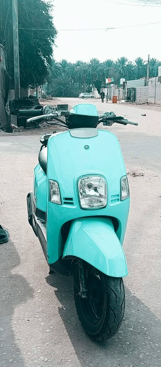 سلام عليكم للبيع بوليس موديل 2008كابريته كله شغاله كهربائيات اشاير كلوب عالي ناصي دراجة حلو بمعنه الكلمه ومكينه ناعمه ل السعر 775 وبيه مجال الرقم ***********
