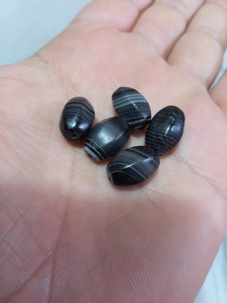 اسعد الله صباحكم بكل خير اخوتي مجموعة احجار قديمة وطبيعة من الحجر الحبشي الاصلي القديم حتى ماتعبكم سعر القطعه عشرة الالف سعر نهائي ولو اعرف بعض النفوس الضعيفه مرضها تكسر حلال الناس بس ميخالف باريلهم الذمة...


**إذا كنت صاحب هذا الإعلان وتريد حذفه لأي سبب، رجاءا أرسل رسالة إلى الدعم الفني**