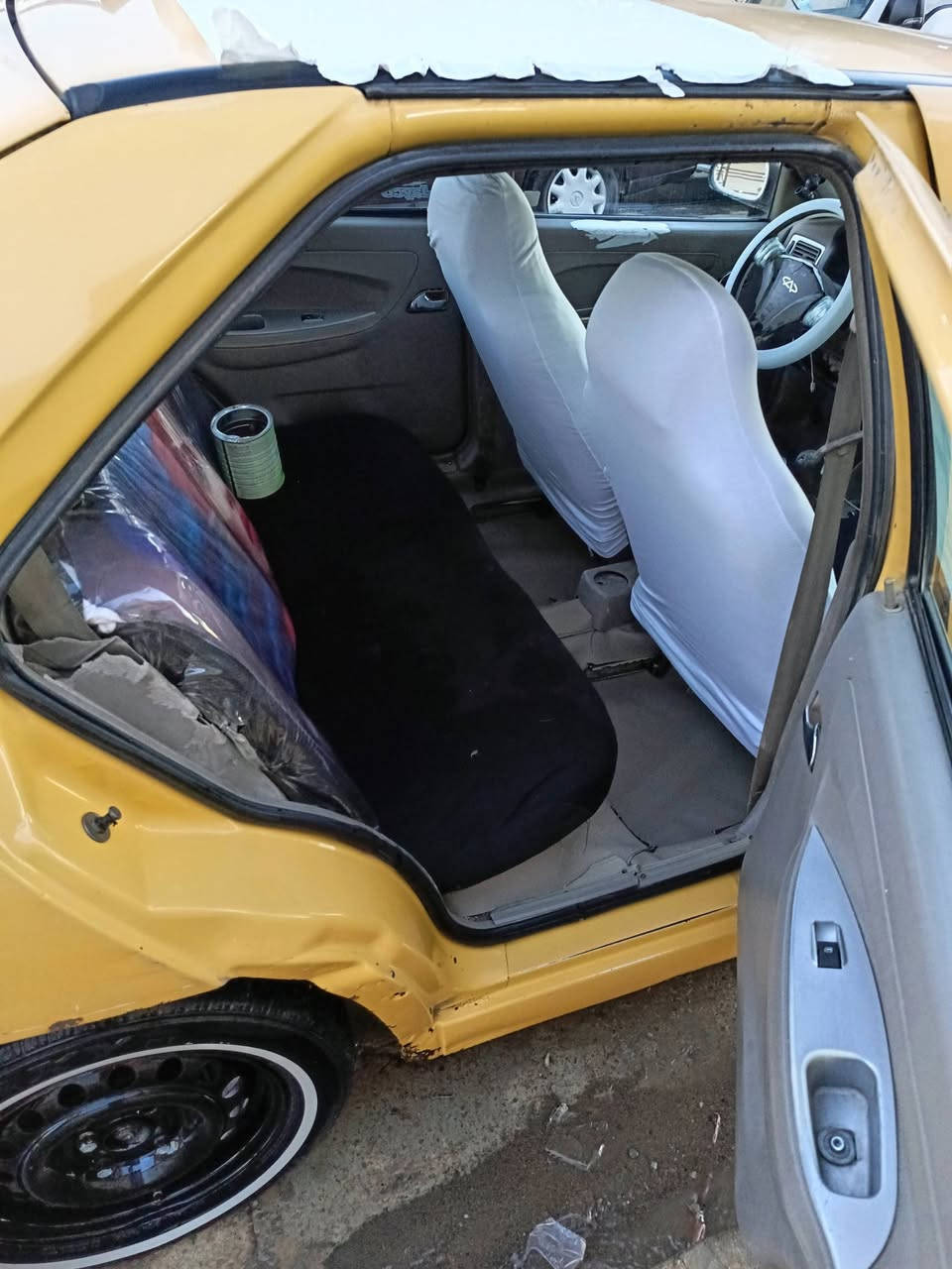 السلام عليكم شيري گوين موديل 11 كابون بانزين محرك كير شرط تبريد تدفءه كلها شغاله  باسمي نكليزي مصفره هيئه وغرامات السعر 28 وبيها مجال ***********
