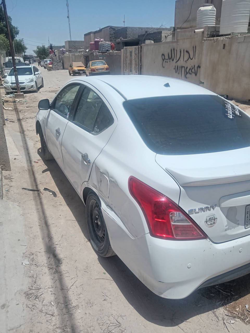 السلام عليكم نيسان صني هندي مديل 21سياره بيه طخات وبيها باردات سعر 85وبيها مجال قليل مكان البصره الزبير رقم بغداد ستقطاع مباشر بسم ولد بل بصره متسب بعد عليها 8تشهر وصير حره رقم ***********
