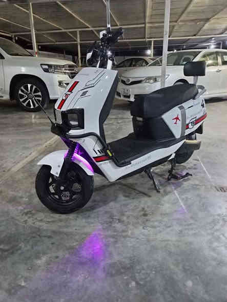 السلام عليكم ورحمة الله وبركاته للبيع موطور شحن سكنس موديل ٢٥ فول مواصفات بصمه وسويج ما صار شهر من مفتوح عله أيدي بطاريات ٦  فول لا منفوخه ولا نص عمر  مفولات سعر ٧٧٥ وبي مجال مكاني الأنبار هيت ناحيه الفرات زويه البنمر رقم الهاتف *********** رجاء لما يشتري لا يعلق رجاء بيع فقط
