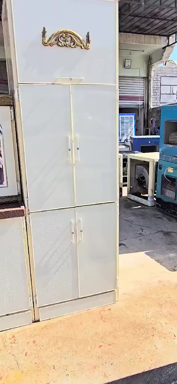 كاونتر نضيف بيع مستعجل سعر ٥٠٠الف قياسات ارضي مع الدنكه ثلاثه متر و٢٠سنتم وسنك ثلاثه متر و١٠سنتم كلو مرمر


**إذا كنت صاحب هذا الإعلان وتريد حذفه لأي سبب، رجاءا أرسل رسالة إلى الدعم الفني**