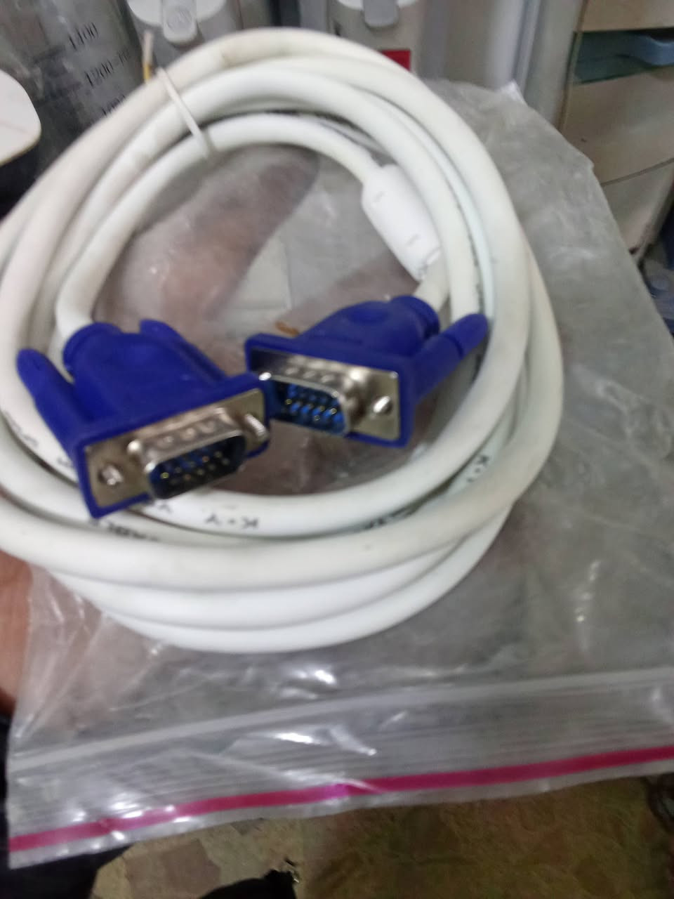 كيبلات طلع اللي بهذا الشكل سعر 30 للاستفسار على رقم الواتساب
‏‪0771 578 6938‬‏
