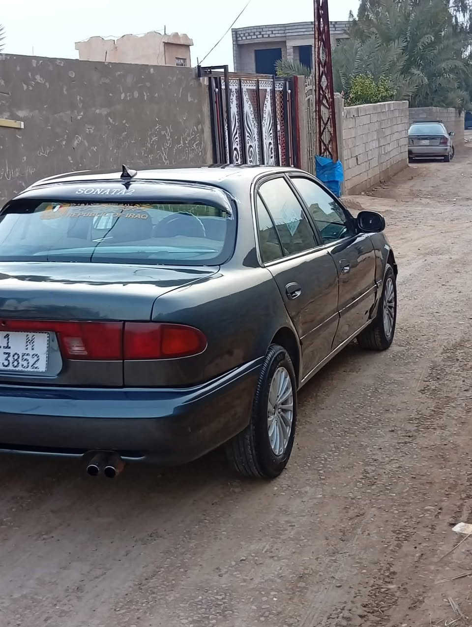 السلام عليكم 
للبيع سوناتا تو موديل  1995
كير ومحرك وصدر جديد 
تخم تاير جواها  
السياره بدون ضربه و بدون معجون. مصبوغه للجماليه فقط 
رقم بغداد دولي. بسمي شرط التحويل 
السعر 44 وبيها مجال للطيبين 
مكاني ديالى الخالص 
***********
***********
