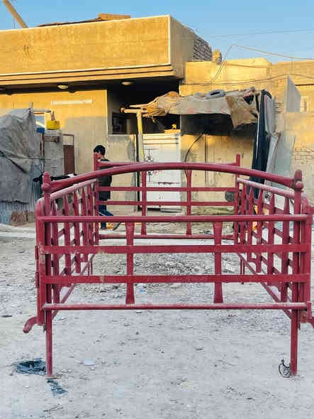 سلام عليكم محجر جديد مال نثيه جاهز سعر ٣٥٠ وبي مجال مكان الفضيليه ***********
