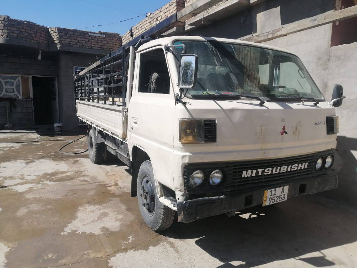 سلام عليكم
للبيع سياره مسيتوبيشي
رقم بغداد انكليزي رقم جديد
تحويل مباشر
سياره جاهزه تخم تاير
كير واكسل خير من الله
محرك بانزين 
سياره معمره جديد كلها شغاله من الدعاميه للدعاميه
موديل 1985
العنوان صلاح الدين بلد
الهاتف ***********
السعر 40 وبيها مجال
