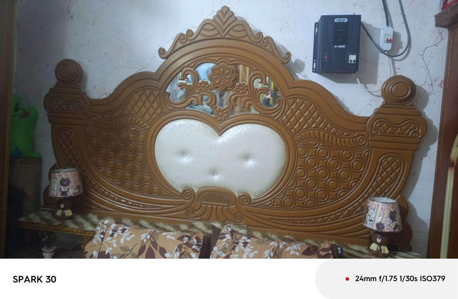 السلام عليكم 
غرفه مستعمله للبيع السعر 550 وبيها مجال 
***********
