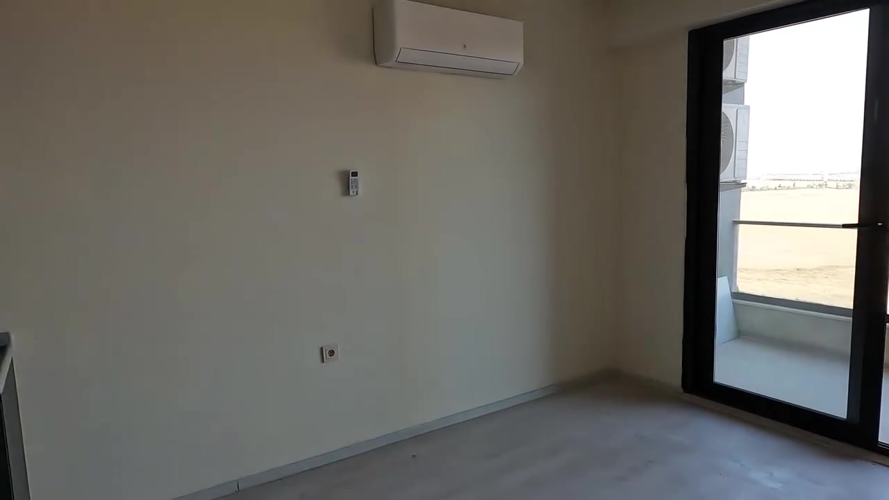 ●  مجمع سن تاور  ●
■ شقه للبيع اطلاله خارجيه
■  ٧٥ متر غرفه وصاله 
■ موقع المجمع طريق بحركه قرب عين كاوه
■ للإستفسار *********** / ***********
■ او زيارة الشركه داخل المجمع
