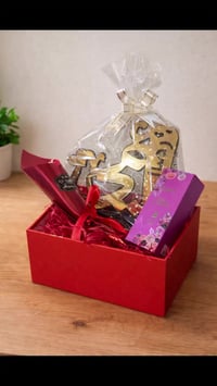 هدايا عيد الام • متوفرة • أسعار مناسبة