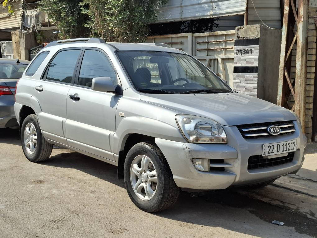 السلام عليكم للبيع او المراوس كيا سبورتج موديل ٢٠٠٨ وارد خليجي مكفوله كفاله عامه من الدعاميه للدعاميه محرك ٢٧٠٠ فور ويل ارقام وهزه جديد لل ٢٠٣١ تخم تاير جديد صدر امامي خلفي جديد ماشيه ١٥٠ كيلو شاشه كهربائيات كلها شغاله السعر ١١٨ وبيها مجال بسيط 
مكاني الدوره ابو دشير 
رقم الهاتف *********** بغداد, العراق
