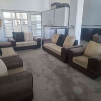 ١٠ مقاعد • نظيف • توصيل بابل