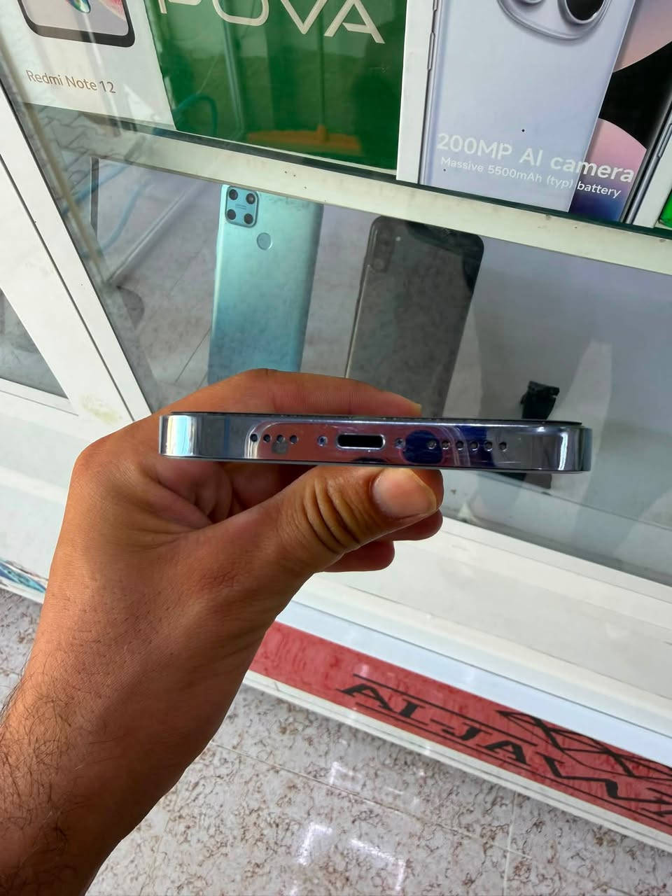 13 برو ماكس ذاكرة 256 بطارية 100(مرفوعة) الجهاز فقط مستبدل ظهر والباقي مكفول وع وضع البلاد نمرذج LLA تك سيم الشراي يتفضل خاص ويدلل


**إذا كنت صاحب هذا الإعلان وتريد حذفه لأي سبب، رجاءا أرسل رسالة إلى الدعم الفني**