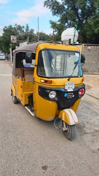 عيوني تكتك للبيع موديل 21 مكينه بس زنجيل بيه ضربه بسيطه بل صفحه معمره ...