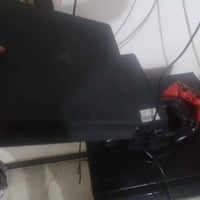 بلي فور وياه يدات ٢ وحده اصليه والثانيه عاديه وياه ٣اقراص مفتوح تنضيف ...