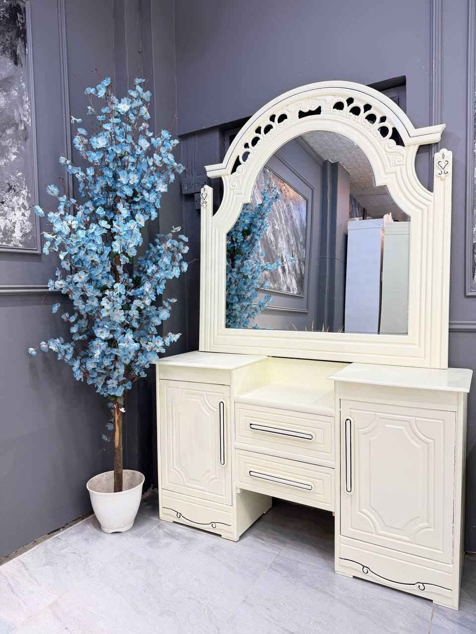 السعر // 950

🔅تفاصيل الغرفة المرمري  ....

خارج ٤ملم ام دي اف 🔺
وداخل معاكس ٣ملم 
صبغ حراري  درجة اولى 

عدد القطع  ٧ قطع 😍
🔺1 //جرباية  قياس  ١٦٠ × ٢٠٠ 
🔺//ميز جانبي ايسر قياس ٥٠
🔺2// وميز  جانبي  قياس ٥٠
🔺3// زاوية ارتفاع مترين عرض ٨٠
🔺4// وميز بلازمه  
🔺5//وميز مراية ارتفاع مترين عرض ١٢٠
🔺6// وكنتور ٦ باب  ارتفاع مترين و١٥ طول ٣ متر و١٥

القطعه الثامنة حسب الطلب شازلون
سعرها ٥٠ الف ❤️

(توصيل مجاني مركز بغداد )
التوصيل يشمل الشد مجاني 🔥
(اطراف ٥٠)
باقي المحافضات حسب البعد
شازلون سعرها ٥٠ الف
شازلون مخزن ٧٥ الف


**إذا كنت صاحب هذا الإعلان وتريد حذفه لأي سبب، رجاءا أرسل رسالة إلى الدعم الفني**