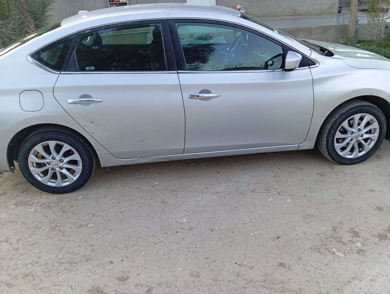 سيارة سنترا للبيع للاستفسار *********** الموقع حويجة الزاب
