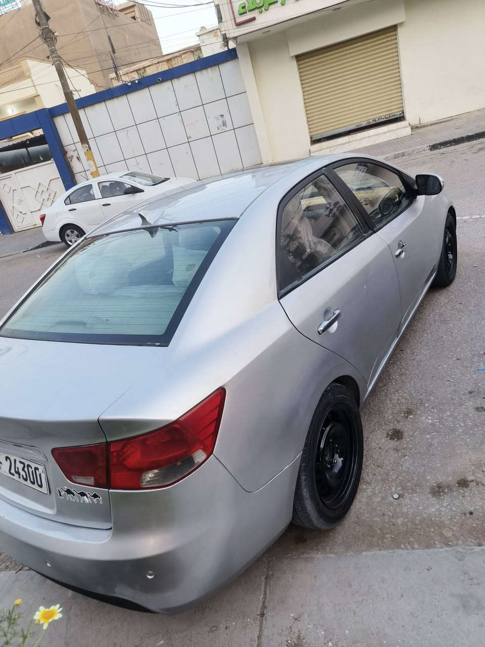 فورتي موديل 2010 فول مواصفات للاخير السياره جاهزه من كلشي محرك كير تبريد تخم تاير مابيه نقص جارده ومصبوغه جماليه بيه طختين بالجاملغات الخلفيه سعر 90 ورقه بيع او مراوس بكيا حمل مكان السياره كربلاء مركز المدينه الاستفسار ***********
