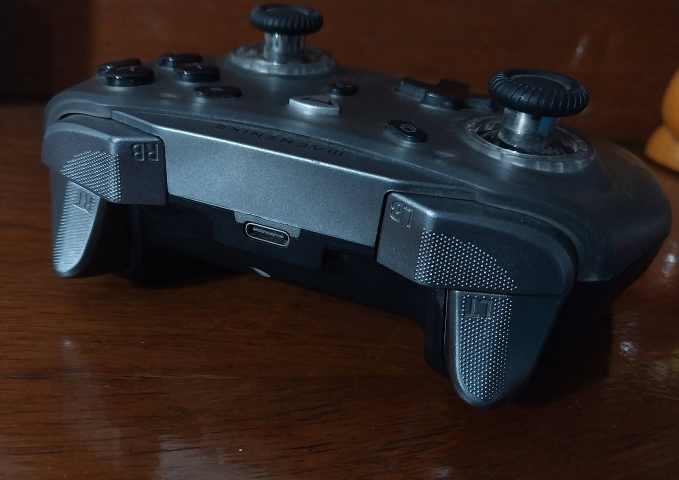 سلام عليكم جويستك للبيع سعرها 25


**إذا كنت صاحب هذا الإعلان وتريد حذفه لأي سبب، رجاءا أرسل رسالة إلى الدعم الفني**