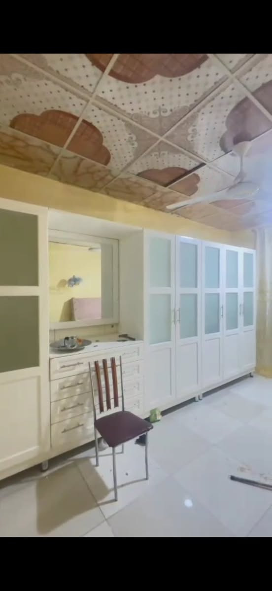 غرفة كويتيه جربايه مع ملاحق جربايه ثنين وكنتور طابقين بس الغرفة متكفي وممخلين طابق ثاني سعرها مليون وبيها مجال للشراي مكانها بصره جزيره


**إذا كنت صاحب هذا الإعلان وتريد حذفه لأي سبب، رجاءا أرسل رسالة إلى الدعم الفني**