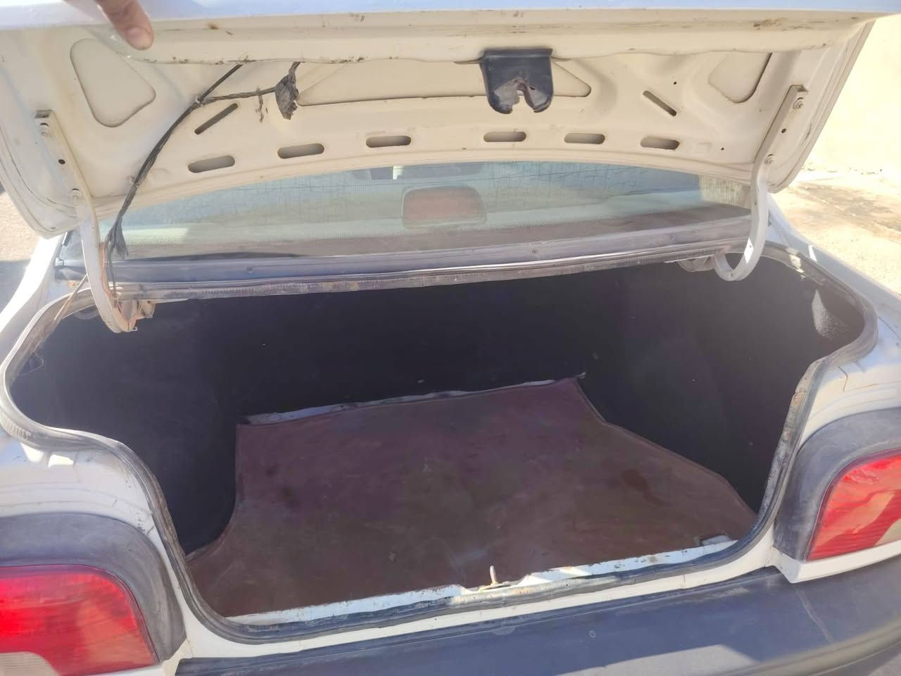 سياره مديل 14 سياره خير من ألله وماحب اسوي جريده بحق السياره تجي تكلب وتقتنع كدام عينك سياره بسمي *********** السعر خاص
