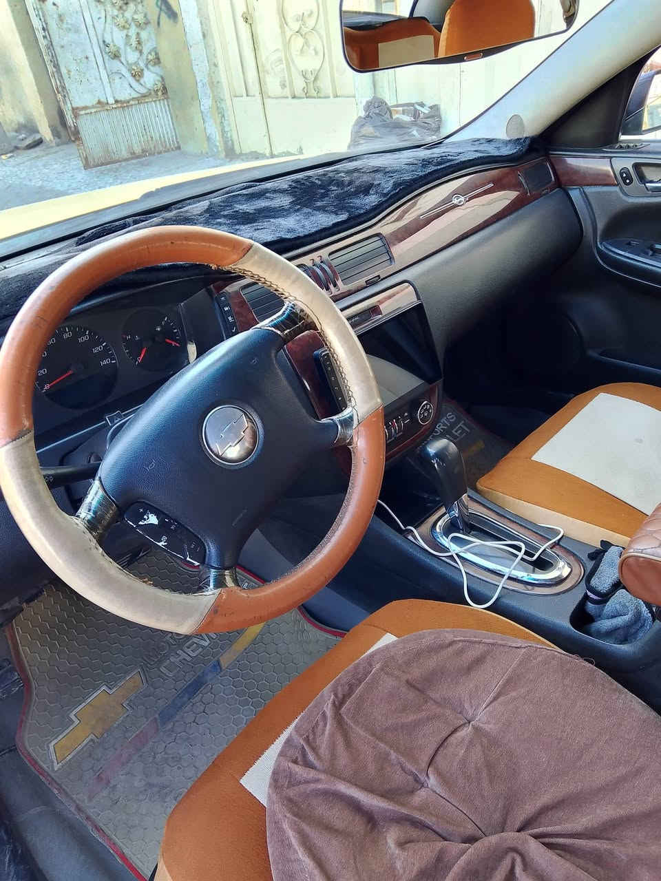 انبالا تكسي 2010 رقم انكليزي باسمي السعر 50 ورقة بيها مجال حك الجيه لمزيد من التفاصل اتصال بالرقم ***********
