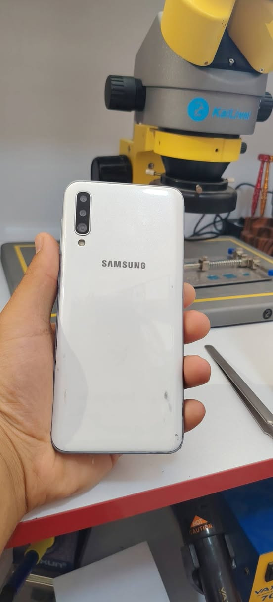 السلام عليكم
سامسونك A50  مبدل شاشه فقط
سامسونك A21s مبدل شاشه والكامره الاماميه واكفه والصوت لا يعمل
سامسونك A10s مبدل شاشه فقط
للبيع التواصل واتساب او الاتصال ***********
وبدربك تابع الحساب جديد مال مكتب
