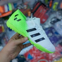 حذاء ميسي • فيتنامي • مقاس ٤٠-٤٥