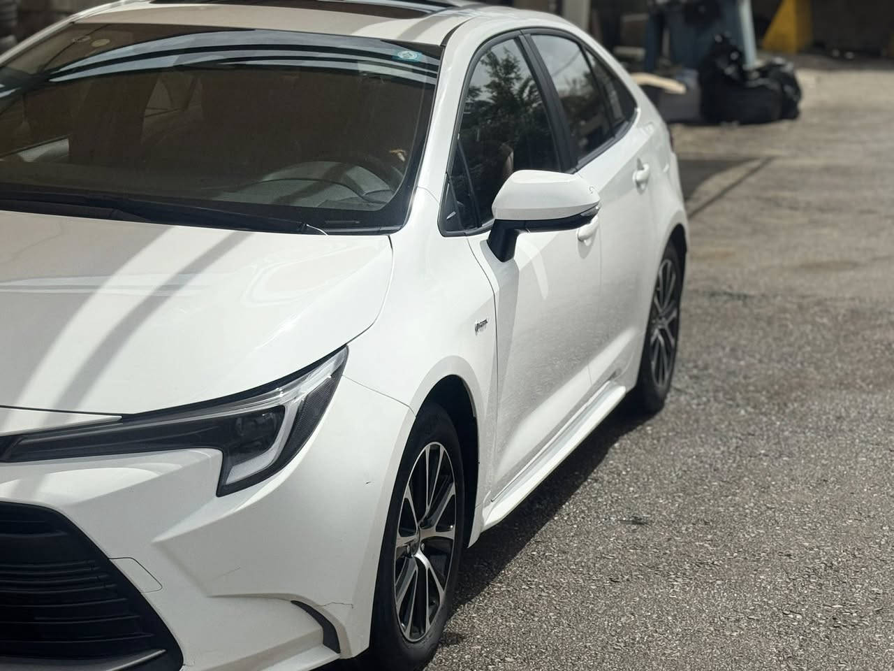 السلام عليكم كورلا هايبرد شكل الأمريكي موديل 24 فول مواصفات داخل جلد قرميدي ماشيه 30 الف السعر 145 وبيها مجال حك الجيه الاتصال *********** مكاني بغداد متواجد فيس وتساب
