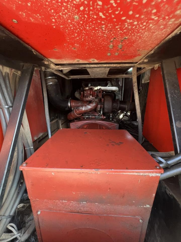 بسم الله الرحمن الرحيم 🤍
مولد ايفكو🇩🇪
250v/200w⚡️
عداد الساعات126000الف 
وراد المانيا🇩🇪
الاستفسارات 01007204939☎️


**إذا كنت صاحب هذا الإعلان وتريد حذفه لأي سبب، رجاءا أرسل رسالة إلى الدعم الفني**