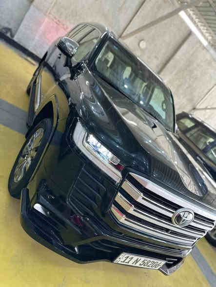 يعلن معرض بيت شريجي👑 عن وصول تويوتا لاندكروز VX limited ام الرادار الاصليه 
2023  ماشيه 40 الف لسياره مرقم بغداد فول شاشات وتطبيق  لمتد مكفوله كفالة عامه من كلشي  نستقبل بيع او مراوس العنوان كوت حي لحكيم 🧿 وسعرها 715 $ ورقه
#تويوتا_لاندكروز2023 gxr limited✈️
اللون: اسود black
عداد المسافات40km
المواصفات:  رقم بغداد فول مواصفات ١/١ رادار تحديد مسار
5 كامرات بلادي 
سماعات jpl الاصليه 
كشنات تدفئه وتبريد 🔥
سلايد(فتحة قمارة)
كراسي جلد اصلي(بيجي)
كراسي اثنين كهرباء
تبريد خلفي شاشة
شحن الهاتف لاسلكياً
ثلاجه
كروس سرعة 
خمس بصمات
فول تحكم استيرن(جهتين امامي+جهتين خلفي)
شاشة عرض الاعطال
صندوك كهرباء(شفط)
فتح صندوك تلقائيا  
دبل كير(عادي+اوتوماتيك)
ناقل حركة ٨ نمر
دبل حساس(امامي+خلفي)
نظام تحكم بمستوى الضوء الداخلي
مانع تزحلق
نظام فتح الابواب لاسلكياً
فور ويل
شاشة امامية كبيرة اصلية
شاشات خلفيه تطبيق 
كامرة خلفية اصلية
تشغيل عن بعد
دوسات كتابة landcruiser
اشارة بالمري
مري كهرباء(شفط)
لايت عدسة زنون(عالي+ناصي)
لد امامي
#ويل_20_الجديد_كليا
#سستم_صوت
مدخل
CARPLAY
‏BLUETOOTH 
‏AUX
‏I POD
‏USB
‏CD

للاستفسار الاتصال بِنَا على الأرقام التاليه

  حسنين ‭0771 508 5598‬ واتساب او اتصال
