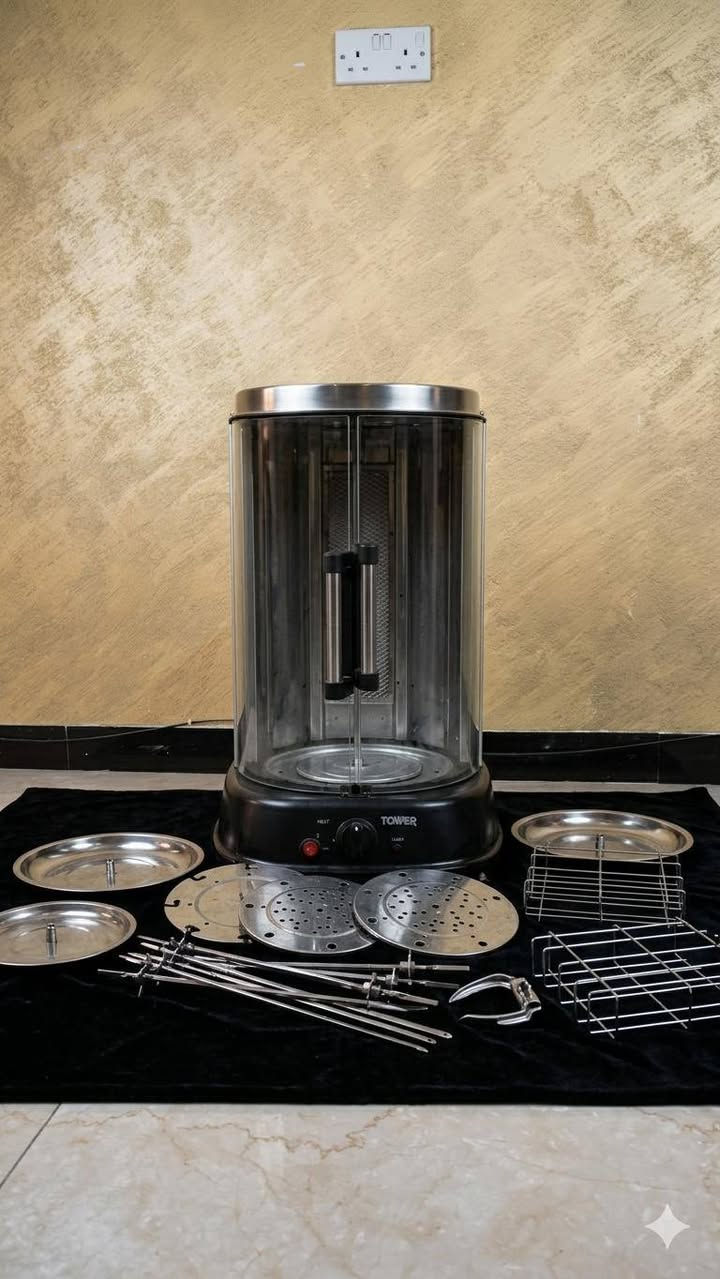 شواية عمودية كهربائية ماركة Tower الأصلية بحالة ممتازة! 🔥🐑🐓
أهل القعدات الطيبة والمشاوي البيتية النظيفة، هذي الشواية راح تغنيكم عن حيرة الفحم والدخان. شواية عمودية متكاملة تفتر \bm{360} درجة لضمان استواء الأكل بالكامل ومن كل الجهات وبنفس الكفاءة.
المواصفات والملحقات (مثل ما موضح بالصور):
 الماركة: Tower الغنية عن التعريف (أصلية ومتينة).
 التصميم: عمودي حراري ذكي، يحافظ على العصارة والنكهة وبدون ما ينشف اللحم.
 الملحقات الكاملة:
 أشياش مخصصة للتكة والكباب.
 سلة شبكية (مثالية لشوي الخضار، قطع الدجاج، أو الأسماك).
 صواني وقواعد ستيل لتقطير الدهون وسهولة التنظيف.
 أبواب زجاجية متحركة تحافظ على الحرارة وتخليك تتابع الاستواء خطوة بخطوة.
✨ الحالة: نظيفة جداً وبحالة ممتازة وجاهزة للاستخدام الفوري.
📍 الموقع: بغداد
💰 السعر: 90 الف فقط و قابل للتفاوض
📥 للتواصل والاستفسار: يرجى إرسال رسالة خاص


**إذا كنت صاحب هذا الإعلان وتريد حذفه لأي سبب، رجاءا أرسل رسالة إلى الدعم الفني**