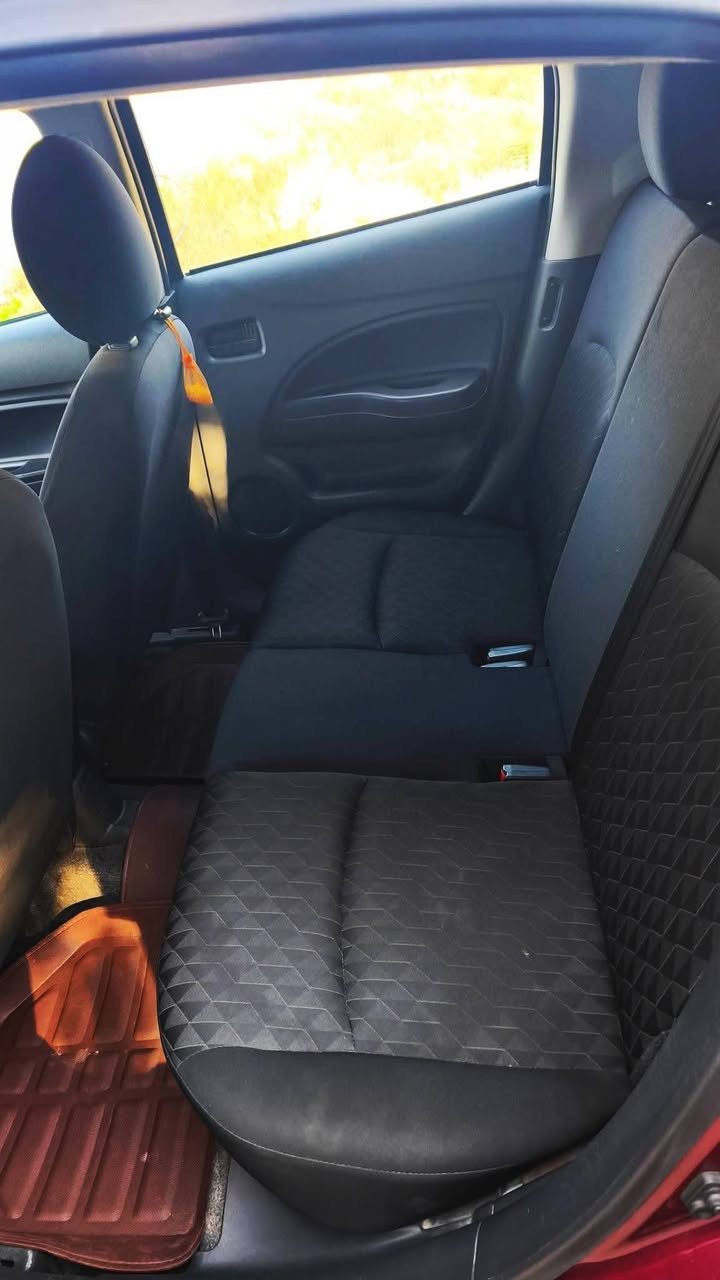 سيارة بناتية 
متسيوبيشي ميراج ياباني
 بسعر مناسب جدا
موديل 2022 
جاهزة من كلشي تبريد محرك كير كلشي جاهز
رقم ديالى معوفين باقي سنتين وتصير حرة
انطيك وكالة جاهزة بأسم
السيارة ماشية 17 الف ميل فقط 
حادثها امامي خفيف وبالعراق صار بيها شخط طولي جهة عكس السائق وعلى اثرها انصبغت الصفحة
السيارة سعرها 77$ فقط
مكانها بغداد ابوغريب
***********
