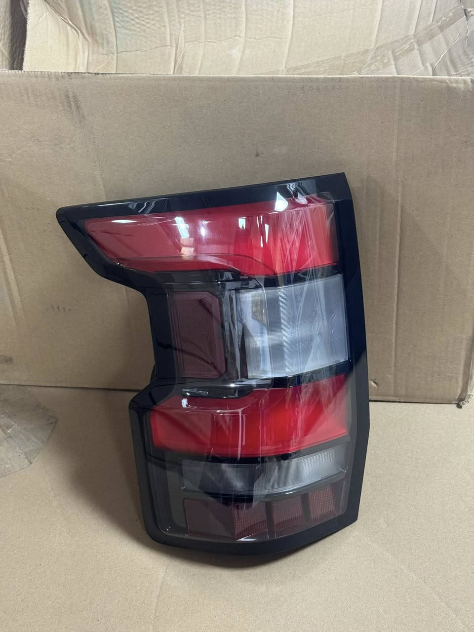 كل أدوات الفونتيره متوفرة يمنا 
بنيد- دعاميه- الايتات-كير-محرك-كهربائيات-جاملغ-بنيد-كشر-كصات كامله- بيبان 
١-تفصيخ 
٢-جديد وكاله 
٣-تجاري 
العنوان: البصرة الزبير الصناعيه الجديده خلف محطه بانزين خانه 

يوجد توصيل كافة محافظات العراق 🇮🇶 

للإستفسار والتواصل 

ابو سجاد :  ***********
سجاد      :  ***********
