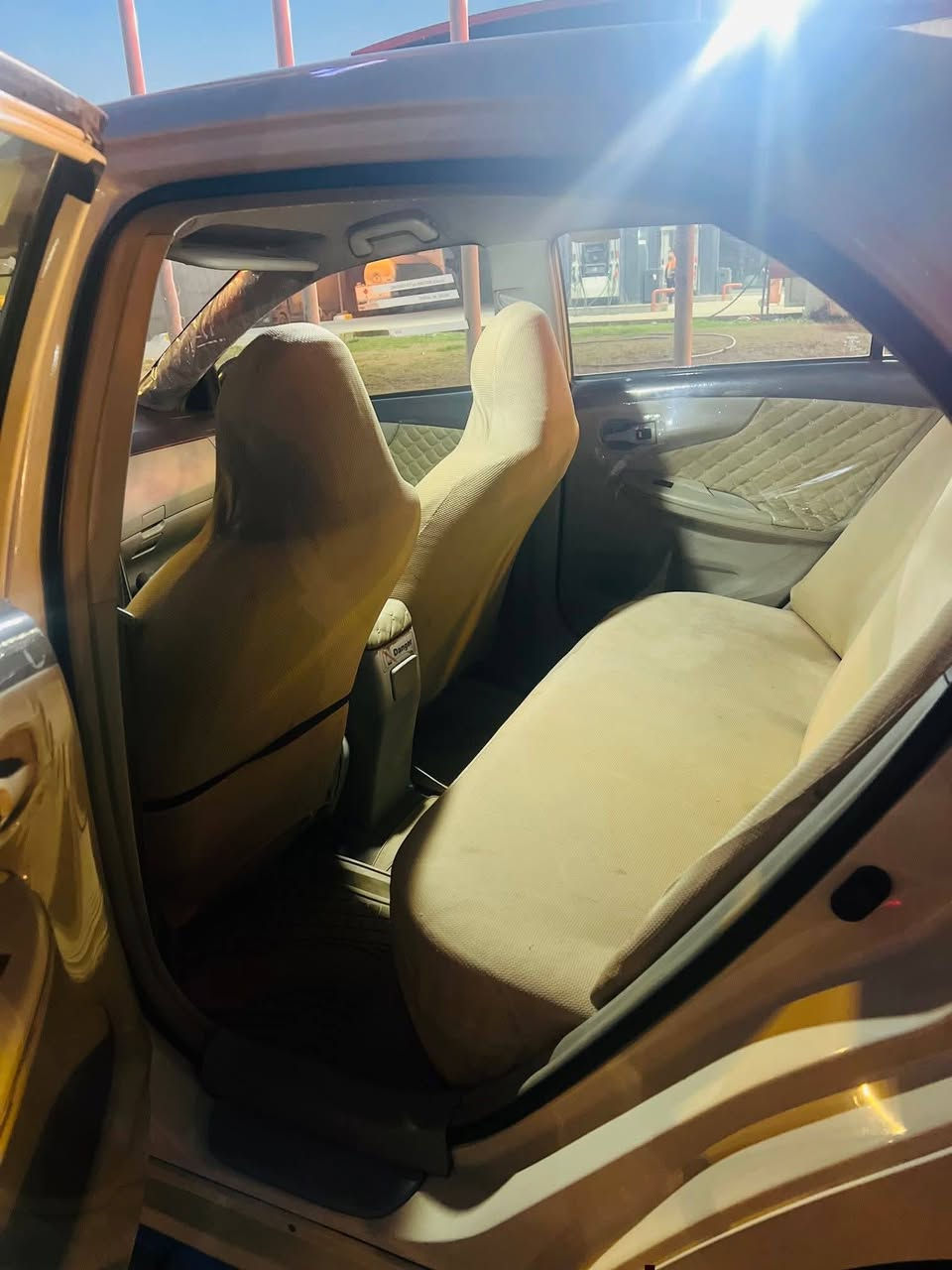 بیکاشۆ تەکسی مۆدیل 2010. بێ لێدان بێ سبوغ پێشو پشت کەپس مەکینەی بیلادیە نەکرایتەوە رەقەمو هەزەی نوێیە سەنەوی تا 2030 بەناوی خۆمە سحری 145وەرقەو مەجال
Ako Faxerژ.م ***********
