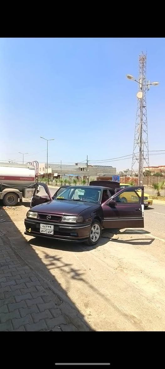 فیترا مەکینە20گێرو مەکینە بەشەرت فول فول بەس گێر عادیە تەقەو رەقە بەشەرت چوار تایەو ویلی نویی لەسەرە بەناوی خۆمانە مۆدیل 1993 *********** اكر, نينوى
