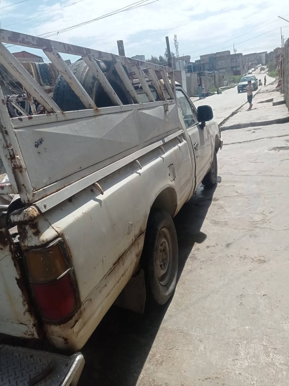 دادسن 1984 شرعي متوفي الوكيل موجود مكينه وكير واكسن شرط كابون مابي خيسان بي من جهة النفر شبرين والباقي كدام العين اي تفاصيل ماعندي بعد السعر 10 المكان مشيرفه


**إذا كنت صاحب هذا الإعلان وتريد حذفه لأي سبب، رجاءا أرسل رسالة إلى الدعم الفني**