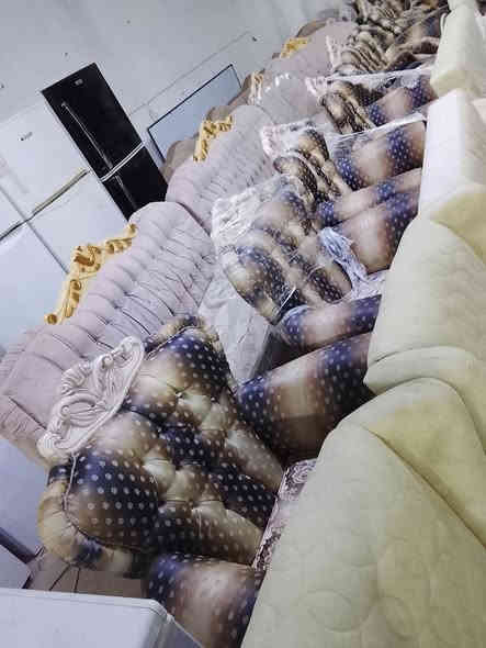 اللهم صلى على محمد وال محمد وصلت الى مجمع الامير الآثاث المستعمل مجموعه من الأغراض الباله تركيه المنشأ  العزيزيه شارع الجديد مقابل المسبح  ***********/*********** وأهلا وسهلا بكم
