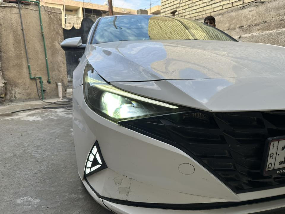 سلام وعليكم زوج لايت النترا 2023 الأيسر أصلي والايمن تجاري مع لايت زينون اصلي نضيفات جدا بدون كسر بس التجاري بي نقص فيشه مكسوره بس شغال ليد نهاري ليلي كله شغال سعرهن 250 قفل مع الزينون اصلي ابو الضمان يعني اقل من سعر التجاري *********** مكاني الحريه الدولعي
