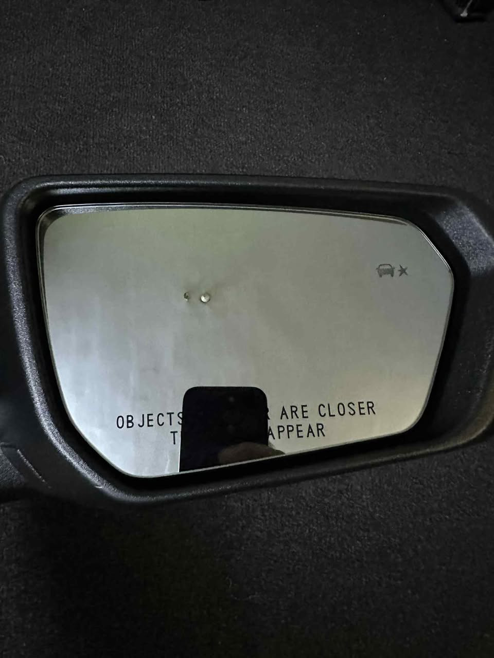 السلام عليكم 

من رخصه الادمن المحترم // 

مرايه يمنه عكس السايق اصليه تفصيخ ( رادار + هيتر ) فقط نظافه لووك وشرط الفحص ترهم ايكونكس وتيران 2018 لل 2024 , بغداد واتس اب ***********
