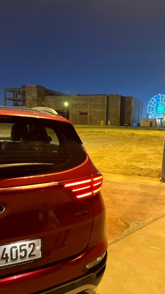 سبورتج 2020 GT-line فول مواصفات للبيع محرك 2.0 دوش للتواصل ***********

كاميرا خلفية - شاشة جبيرة - كشنات كهرباء - كشنات جلد - صندوق كهرباء - تبريد قطعتين - قفل حماية للأطفال - حساسات امامية و خلفية - نظام ABS - بانوراما على طول السيارة - مري جانبية كهربائية - بصمة - نظام دخول ذكي - 3 وضعيات قيادة ( sport - eco - normal ) - كشافات ضباب - تشغيل عن بعد - هاي اغلب المواصفات و اكو غيرها هواي بعد و السيارة كلين مجرد تكحيلات بسيطة
