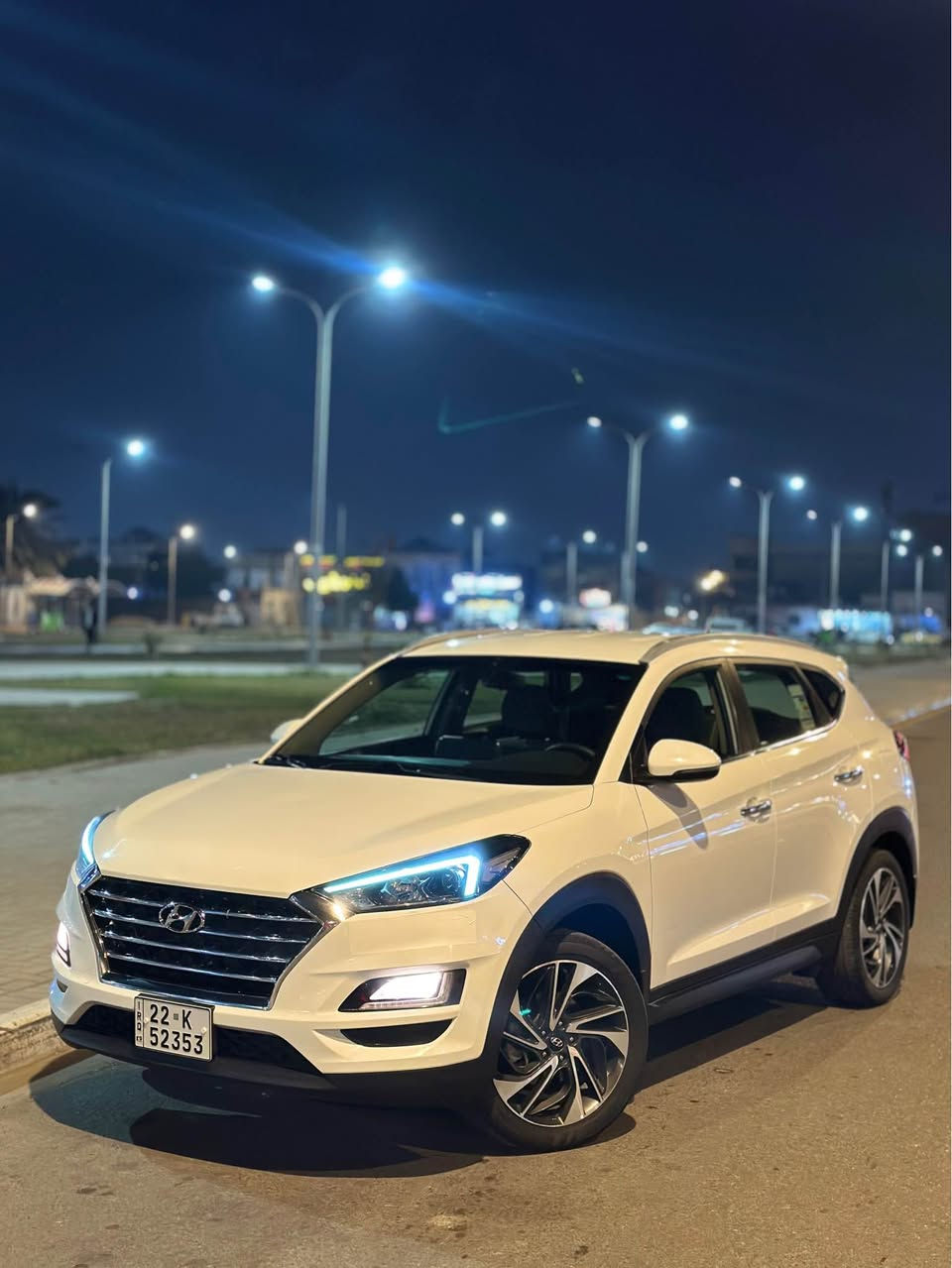 توسان مديل 2020 خليجي كفاله عامه من صبغ وضربه وتبديل ماشيه 88 الف كيلو سياره جديده كلش وجاهزه من كلشي فول مواصفات عده لفتحه 
بيع أو مراوس تصال عله رقم *********** Singapore
