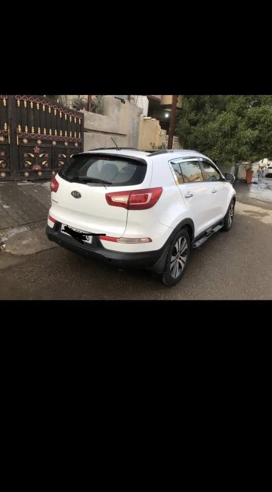 سبورتج 2011
خليجي بانورما

رقم بغداد 

بيها قطعتين 

محرك 2000

كير محرك كفالة 

تبريد تدفئة فول  

صدر كلة جديد 

تخم تاير جديد 

رقم بغداد 

تحويل ثاني يوم 

سيارة نضيفة ما متعوبة 

***********

بغداد حي اور/السعر ١٢٨
