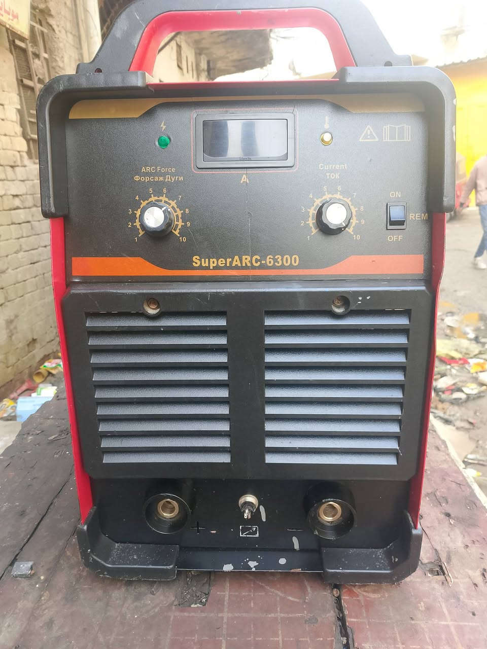 ماكنة لحام ايدون ثري فيز 3 حار 500A كرتاتهة كلهة بلادية ممصلحة اسعمال قليل مكينة كلش نضيفة السعر 350 الف 
***********
