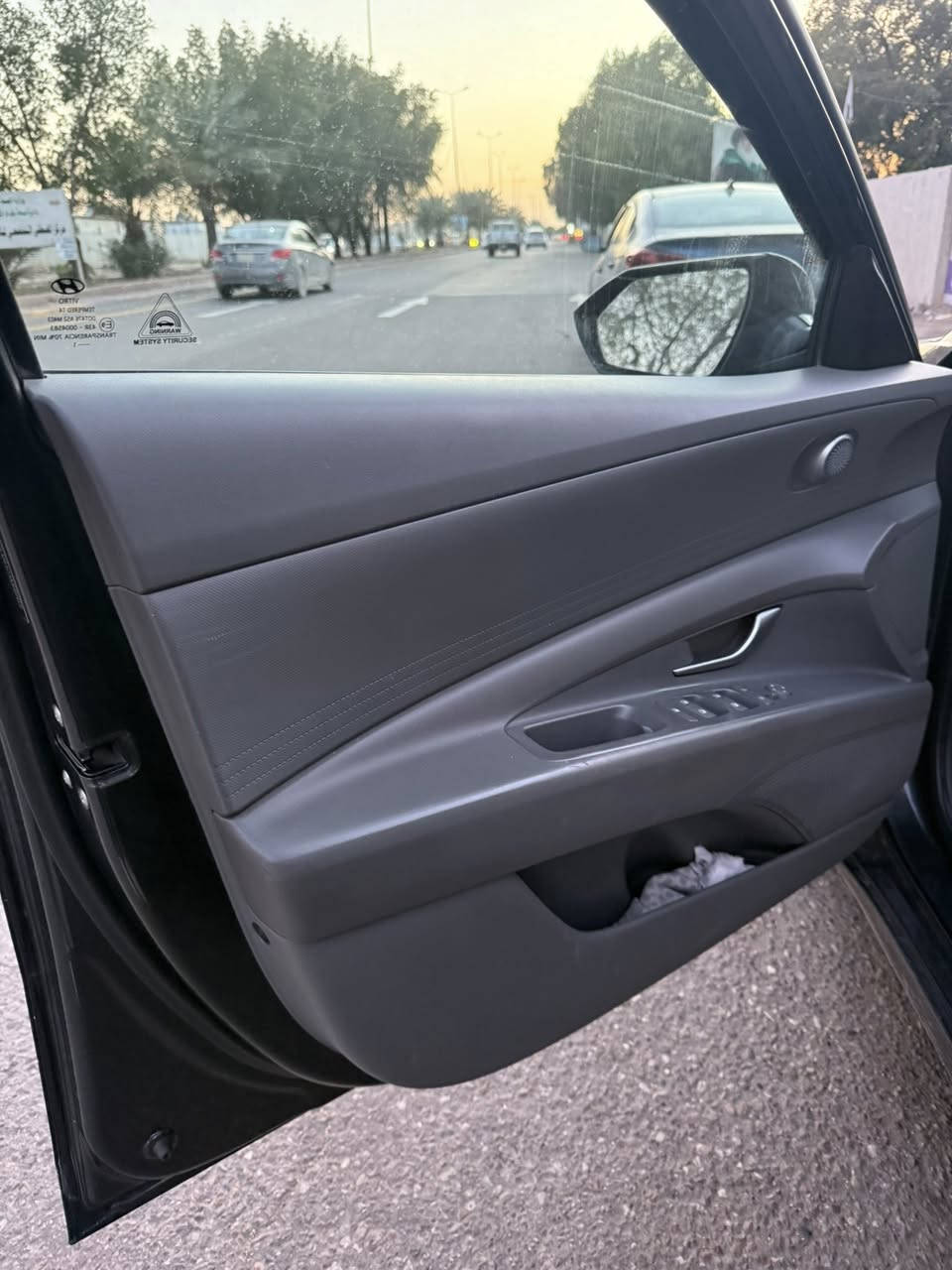 النترا 2021
وارد امريكي.

ماشيه (50) الف ميل  جديده بدون اي نقص 

بيه ضربه جاملغ  ونص وبنيد بدون اي تبديل 

مواصفات :-

-بصمه تشغيل

بصمه ابواب

تشغيل عن بعد

-رادار امامي

-ورادار خلفي

-ورادار جانبي

-كار بلي

-تحديد مسار

-قياده ذاتيه

-تنبيه خروج عند المسار

-ويل كب

-لد نهاري 

-لايت زنون. بلادي 

-تحكم ستيرن

-كير اوتو

-تنبيه. اهتزاز. بلستيرن 

وبعد بيه مواصفات 

السياره بعده جديده ما بيها اي نقص

مكينة 2000 دوش

السعر 140 وبيه مجال بصيط 

الاتصال . ***********
