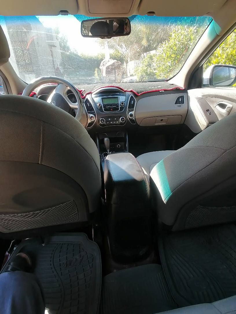 توسان 2014 كفاله عامه
رقم اربيل
سونار موجود بالصور
مكان السياره واسط
عارضها ب148 وبيها مجال قليل 
استفسار اكثر
***********
***********
