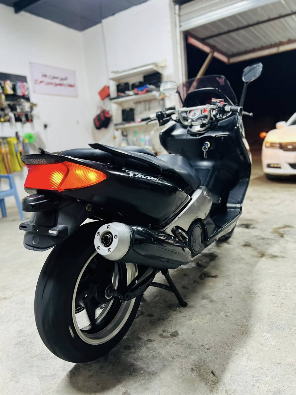 سلام عليكم 
تيماكس 2008للبيع
دراجه كفراته مصبوغه 
مكينه ما مفتوحه ماشيه ٣٣
كهربائيات شغاله كله 
قايش جديد اصلي شادله 
نقصه فقط شباره 
شلعه بيه ومعدل يخبل 
مكاني بالحله بالسياحي 
سعره١٨ وبيه مجال
***********
تنوروني ❤️
