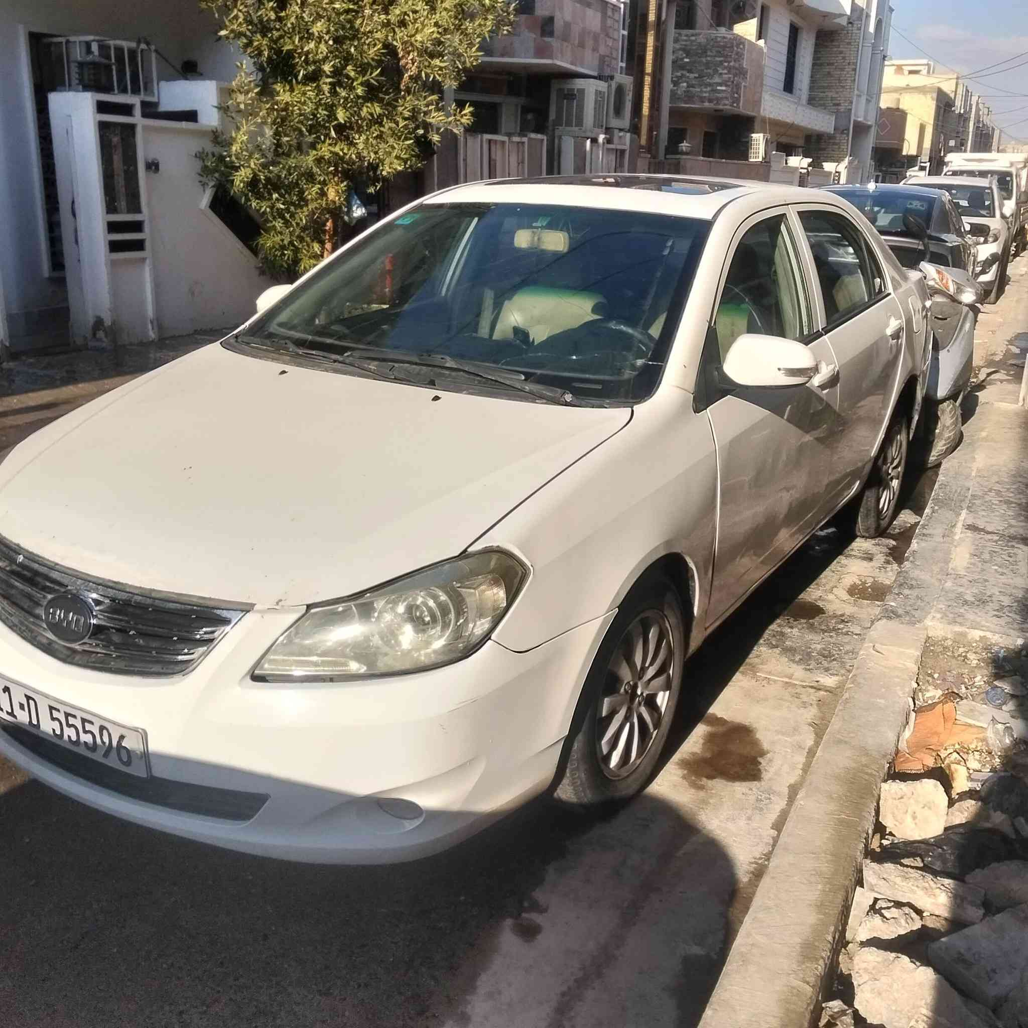 السلام عليكم للبيع byd2012فول بصمه بصمه ابواب فتحه كشنات جلد شاشه كيرومكينه كورلا وتبريد شغال بيهاخيط تبخير كير اوتو
سعرها47 السياره باسمي سنويه ل***********
